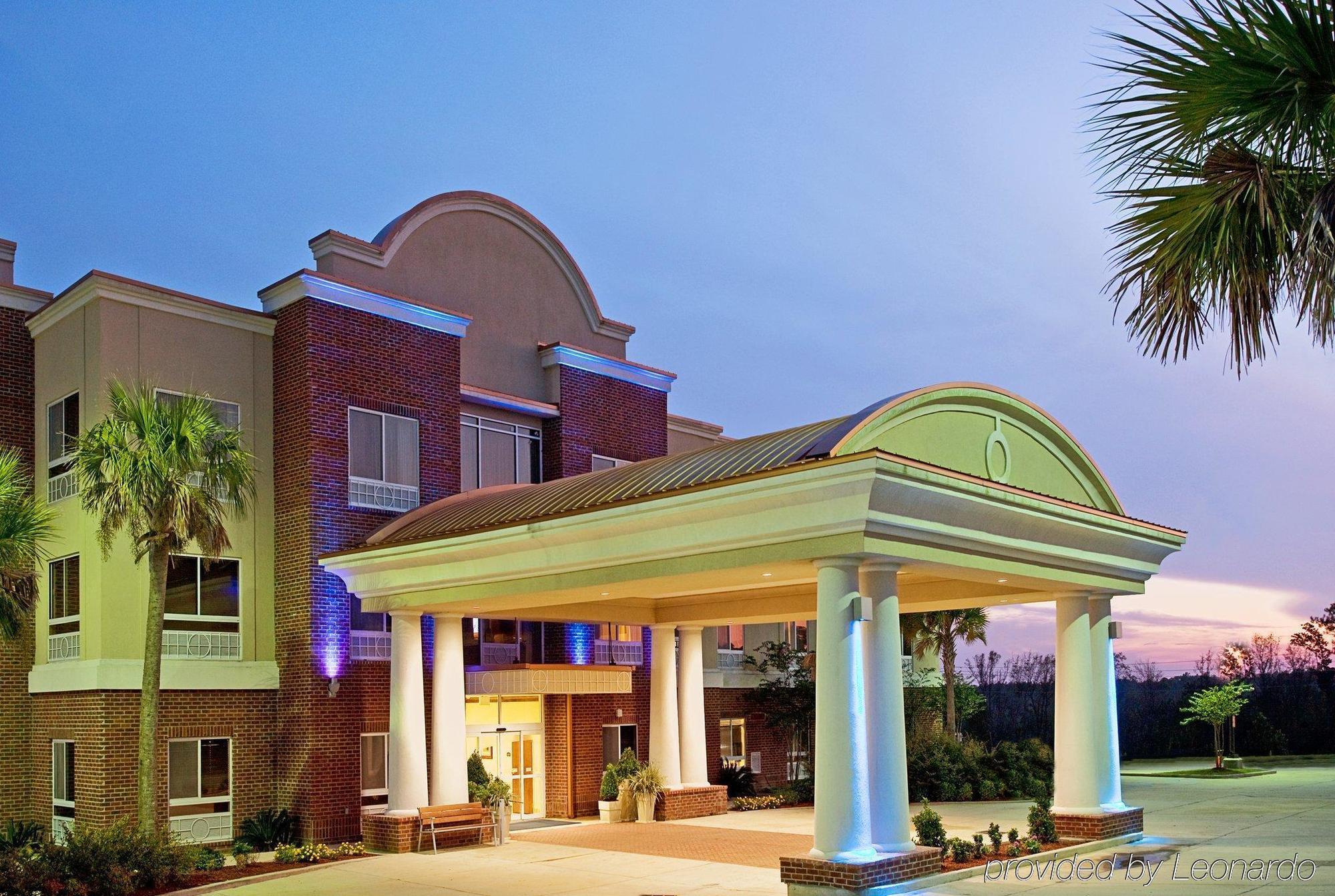 Holiday Inn Express Hotel & Suites Lucedale By Ihg Kültér fotó